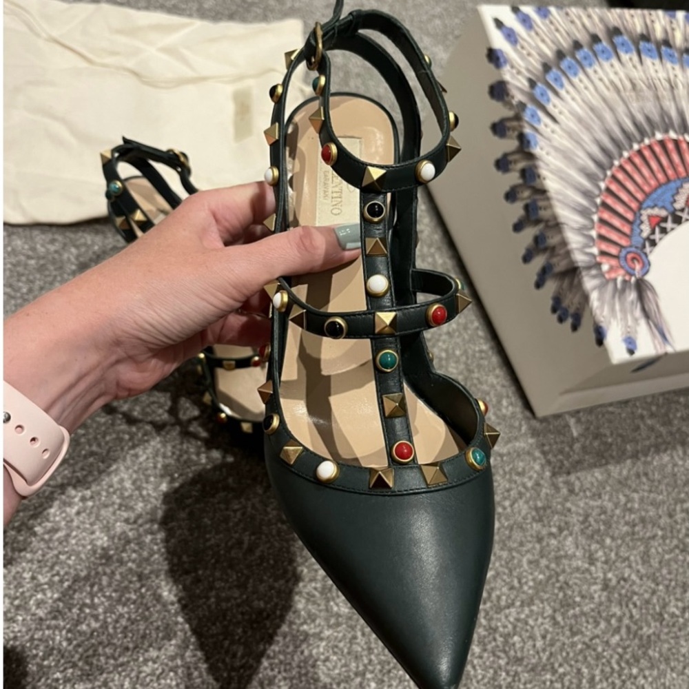VALENTINO ROCKSTUD HEELS - Picture 6 of 8